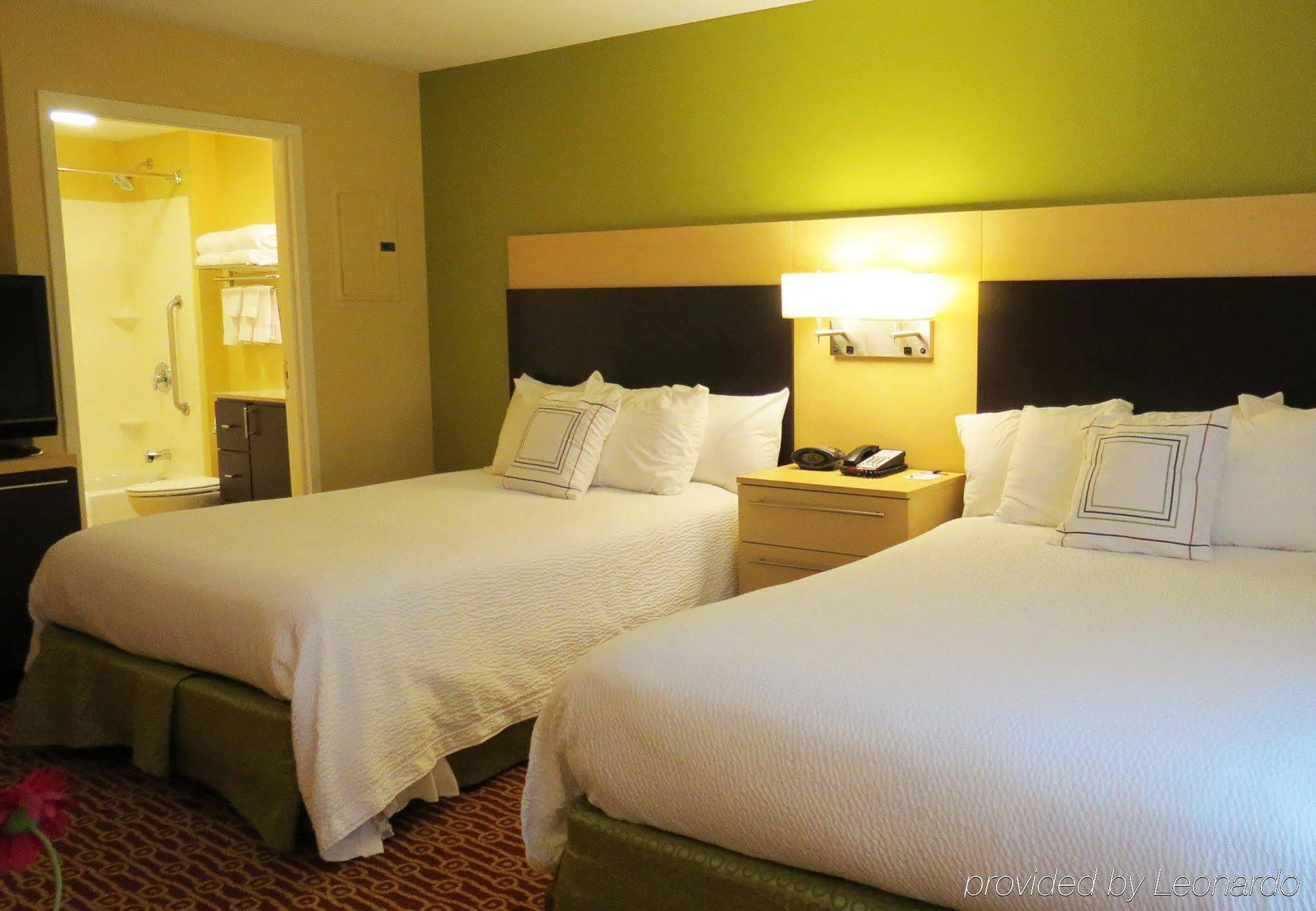 Towneplace Suites By Marriott Gilford Zewnętrze zdjęcie